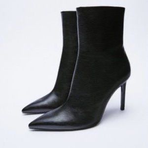 Zara Black Embossed Elastic Heeled Ankle Boots